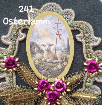 Heiligenbild  HB-CH-G241  Osterlamm  (ohne Stickrand)  40x55mm
