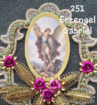 Heiligenbild  HB-CH-G251  Erzengel Michael  (ohne Stickrand)  40x55mm