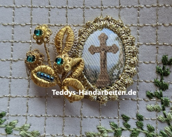 Heiligenbild  HB-CH-E230  Kreuz geschnitzt  mit Goldrand  22x30mm