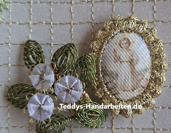 Heiligenbild  HB-CH-E264  Jesukindl  mit Goldrand  22x30mm