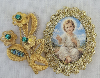 Heiligenbild  HB-CH-E364 Jesulein  mit Goldrand  22x30mm