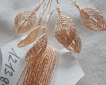 Preview: A107 Ganutell Draht 1213/go  zartrosa/gold 3mtr