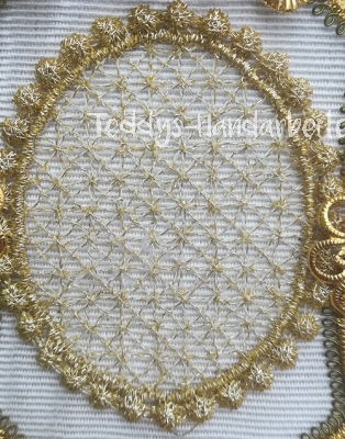 STA14 Medaillon 1B Lace gold 47x55mm