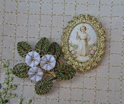 Heiligenbild  HB-CH-E305  Jesulein  mit Goldrand  22x30mm